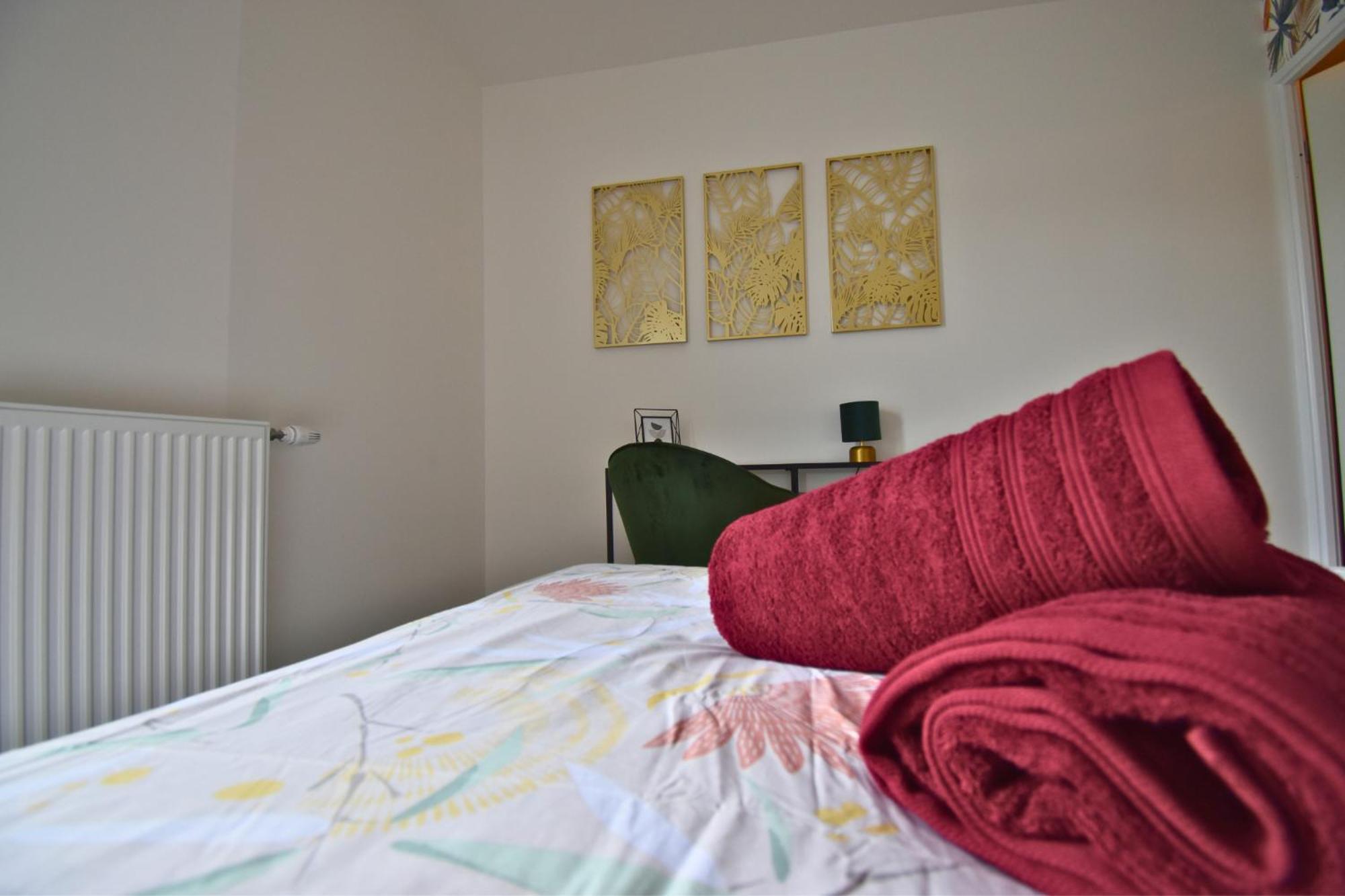 Echo Parisien Apartment Aubervilliers Bagian luar foto
