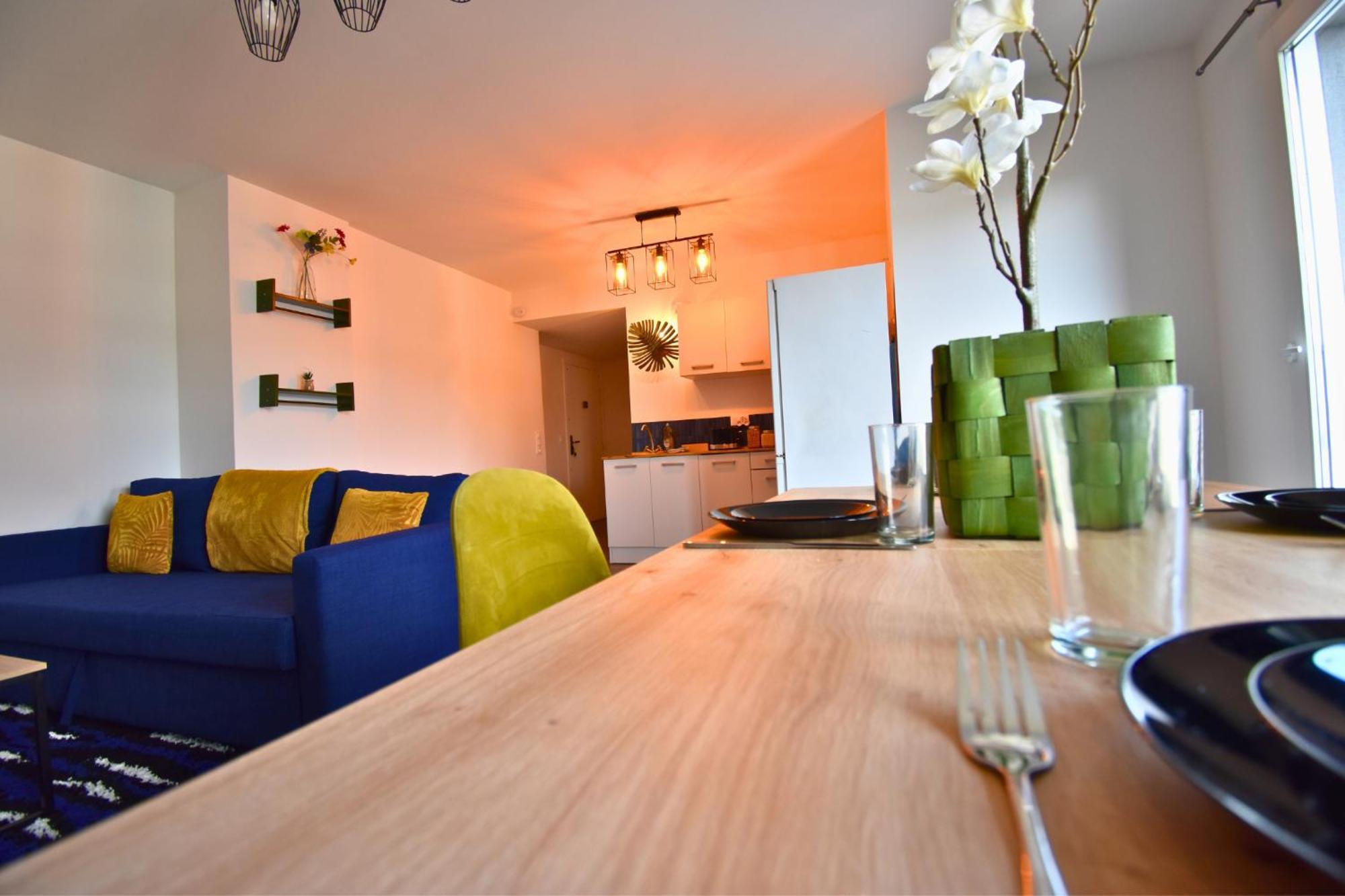 Echo Parisien Apartment Aubervilliers Bagian luar foto